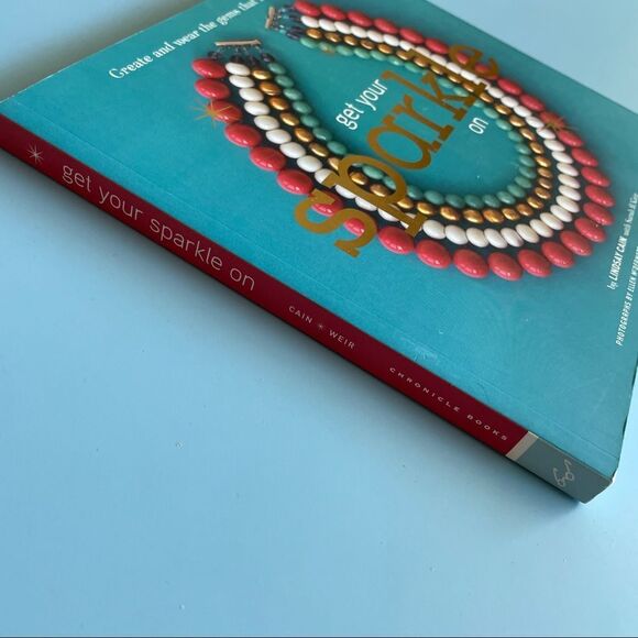 BEAD & WIRE CRAFTS JEWELRY BOOK SET - Picture 3 of 15